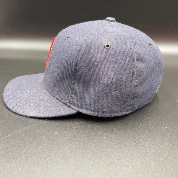 New Era Boston Red Sox Baseball Cap Size 7 1/4 Navy/Red - Picture 2 of 8
